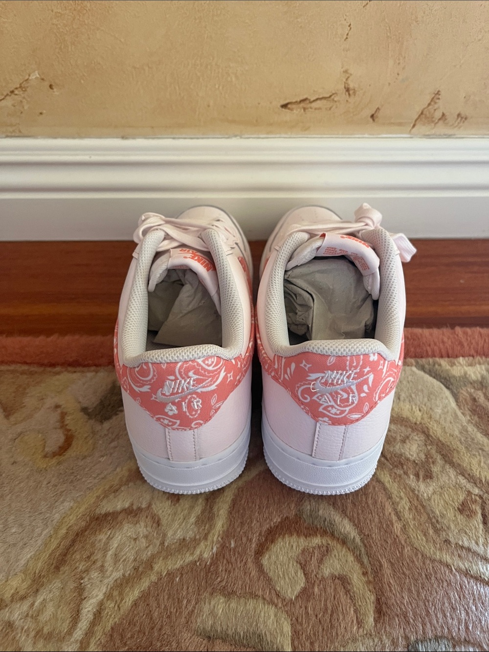 Nike Wmns Air Force 1 '07 'Pearl Pink/Coral Chalk White' Size 9.5 - New in Box - Picture 4 of 7